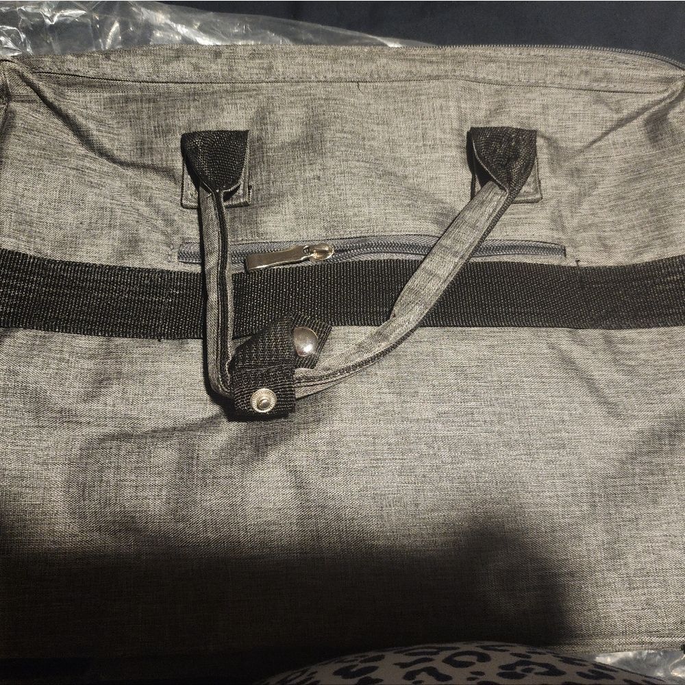 Multifunctional Amazing Solid Nylon Bag, Large Capacity‎ Shoulder Bag. NEW NWT - Picture 12 of 16